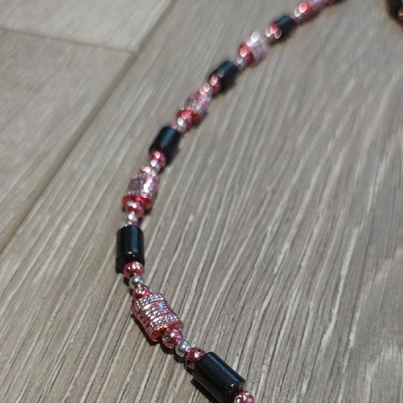 Magnetic Hematite Necklaces - Picture 7 of 9